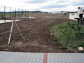 Úprava okolí a výstavba hřiště (duben–květen 2008)